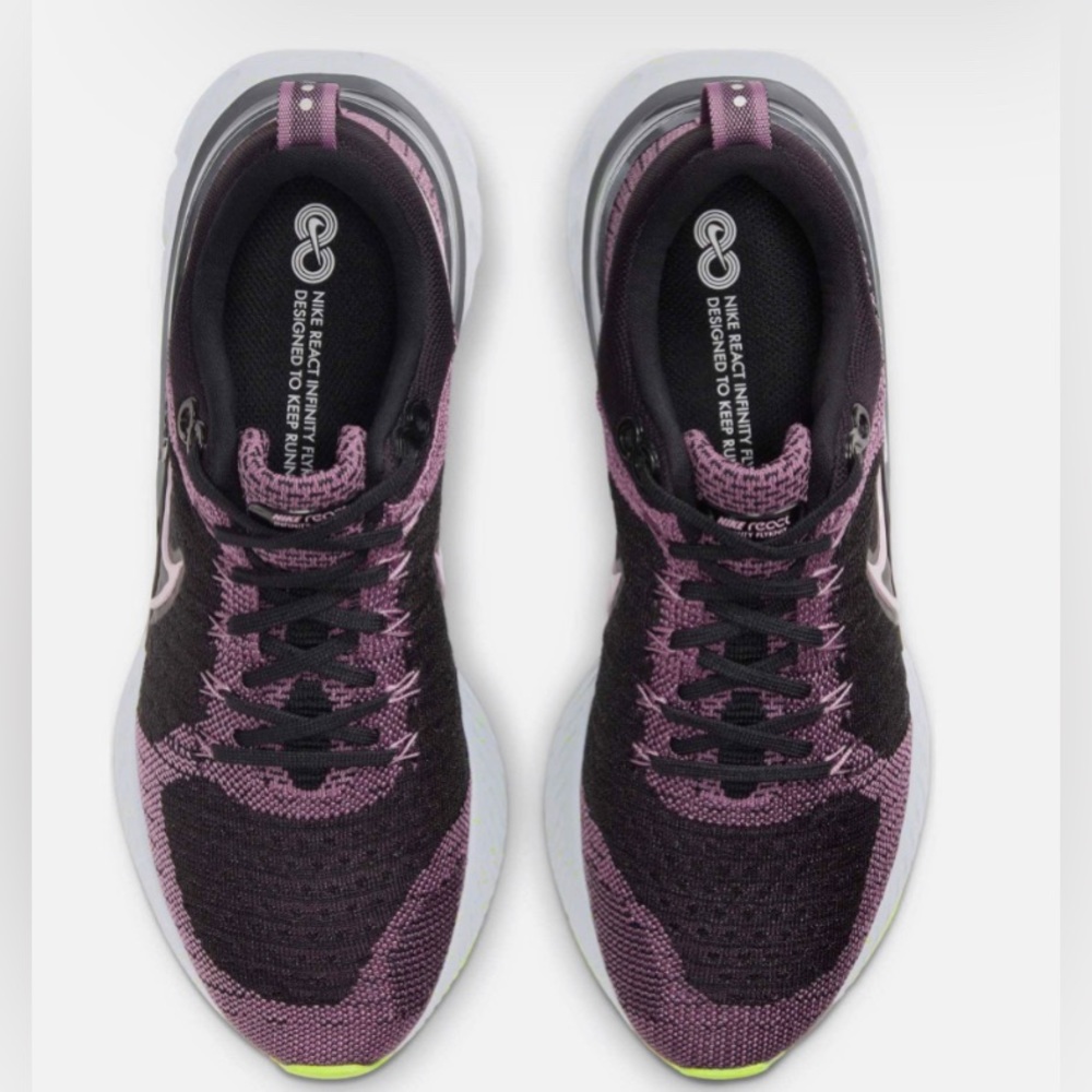 EUC Nike React Infinity Run Flyknit 2